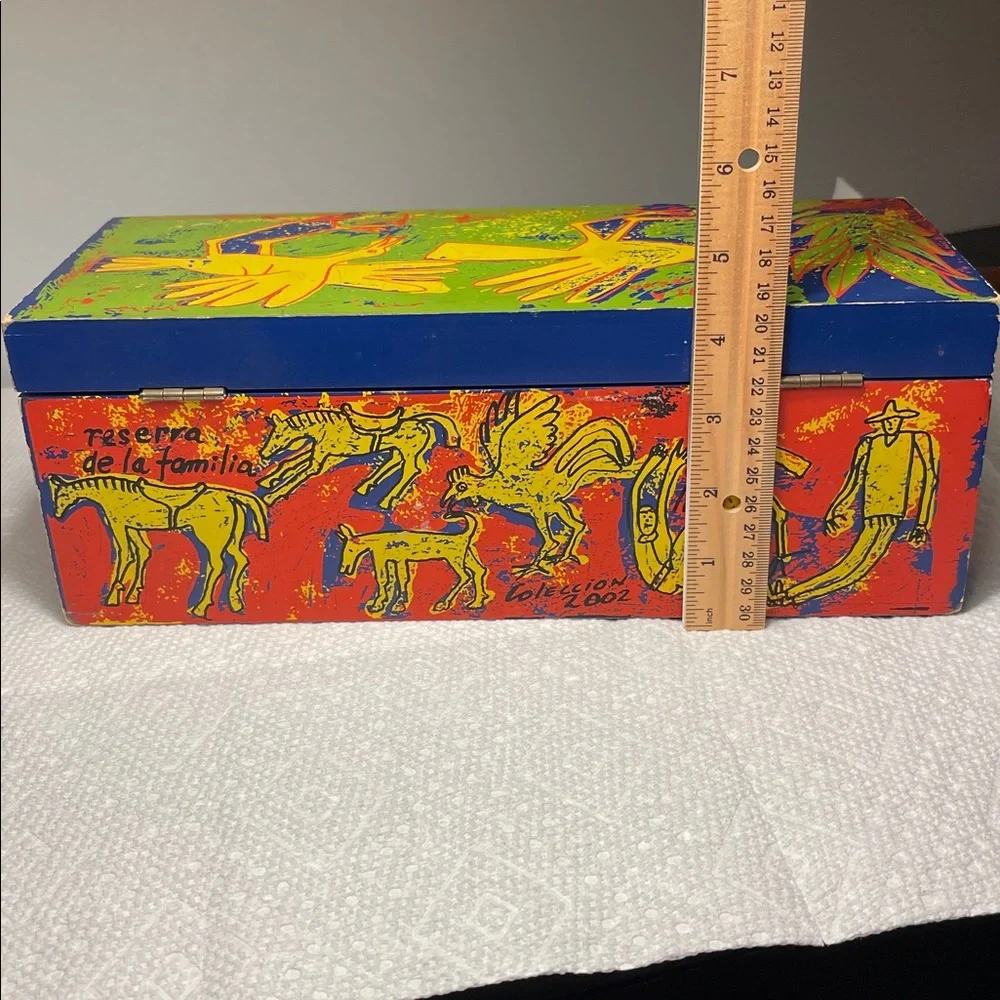 Jose Cuervo Tequila Reserva De La Familia Collectors Box 2002 Luis Zárate - Picture 9 of 14